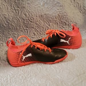 Puma Kids Indoor Soccer Shoes